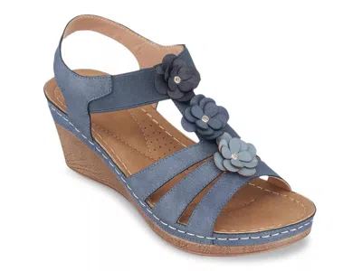Good Choice Beck Sandal In Blue