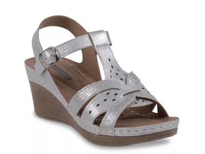 Good Choice Darry Wedge Sandal In Silver