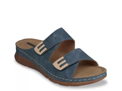 Good Choice Gretchen Sandal In Blue