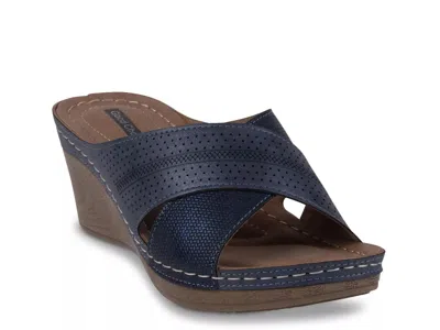Good Choice Hayden Wedge Sandal In Blue