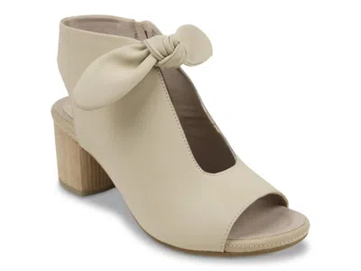 Good Choice Kimora Sandal In Neutral
