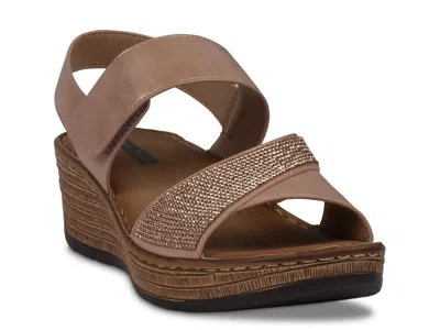 Good Choice Lux Wedge Sandal In Pink