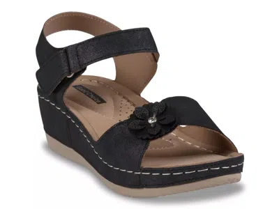 Good Choice Maxwell Wedge Sandal In Black