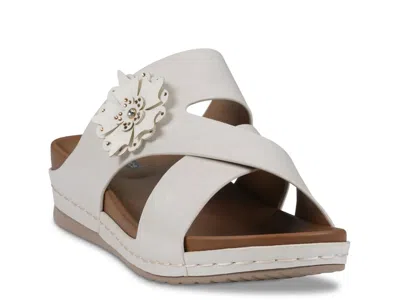 Good Choice Nessie Sandal In White