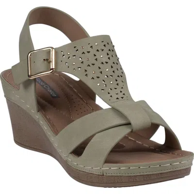 Good Choice New York Cole Ankle Strap Platform Wedge Sandal In Mint