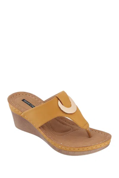 Good Choice New York Genelle Wedge Thong Toe Sandal In Yellow