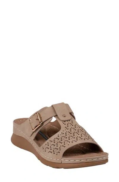 Good Choice New York Loni Platform Wedge Sandal In Nude
