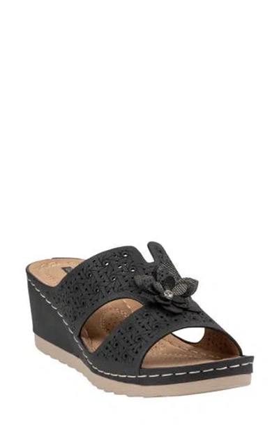 Good Choice New York Nancia Wedge Sandal In Black