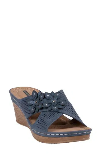 Good Choice New York Nylie Platform Wedge Slide Sandal In Blue