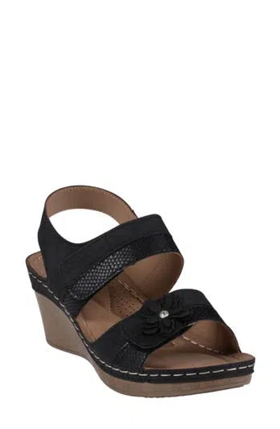 Good Choice New York Tulip Ankle Strap Platform Wedge Sandal In Black