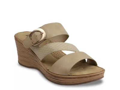 Good Choice Odalis Wedge Sandal In Brown