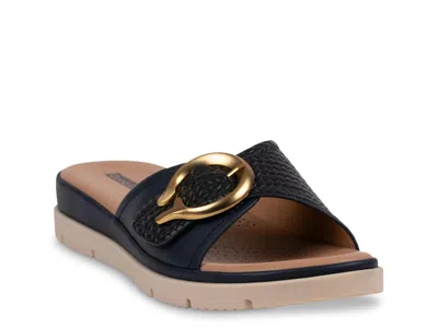 Good Choice Raine Wedge Sandal In Black