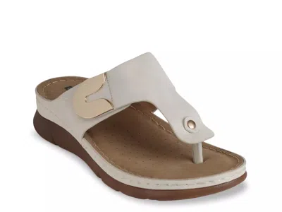 Good Choice Sam Sandal In White