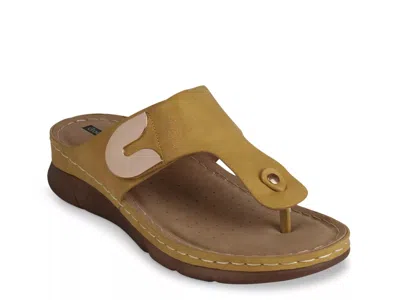 Good Choice Sam Sandal In Yellow