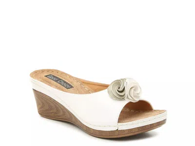 Good Choice Sydney Wedge Sandal In White
