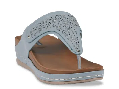 Good Choice Tani Wedge Sandal In Blue
