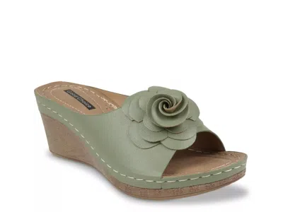 Good Choice Tokyo Wedge Sandal In Green