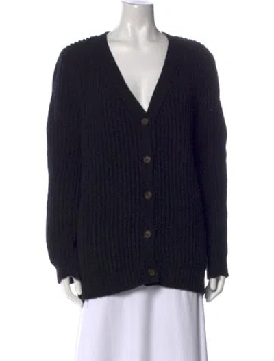 Pre-owned Goop G. Label Merino Wool V-neck Sweater In Black