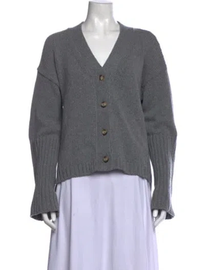 Pre-owned Goop G. Label Virgin Wool V-neck Sweater In Gray
