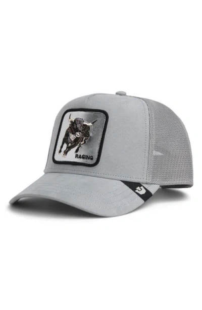 Goorin Bros . Silver Bull Patch Snapback Trucker Hat In Gray