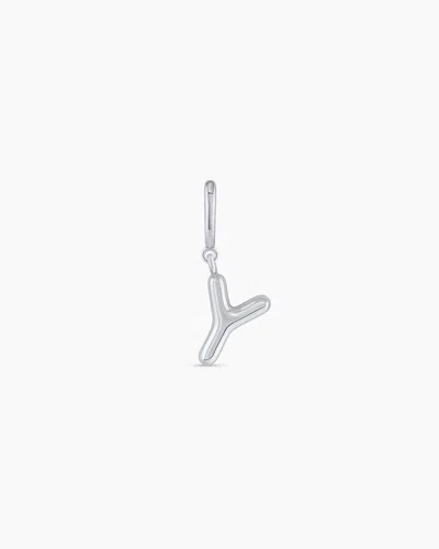 Gorjana Alphabet Helium Parker Charm In Silver Plated