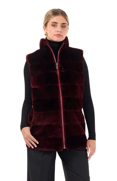 Gorski Horizontal Shearling Lamb Zip Vest With Quilted Back In Burgundy