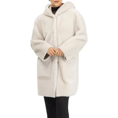 Gorski Merino Shearling Lamb Hooded Jacket In White