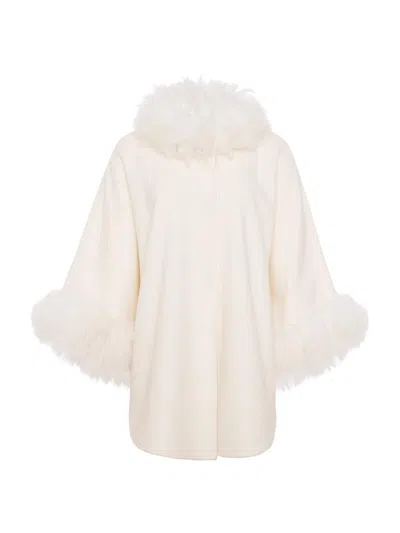 Gorski Women's Cashmere And Wool Blend Cape With Select Lamb Trim In White