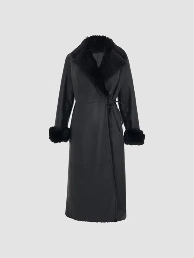 Gorski Women's Merino Shearling Lamb Nappa Out Coat With Shearling Lamb Collar In Black