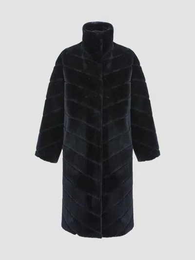 Gorski Women's Reversible Merino Shearling Lamb Chevron Short Coat In Black