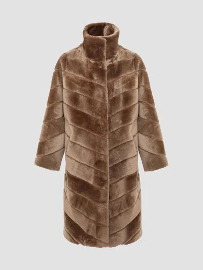 Gorski Women's Reversible Merino Shearling Lamb Chevron Short Coat In Brown