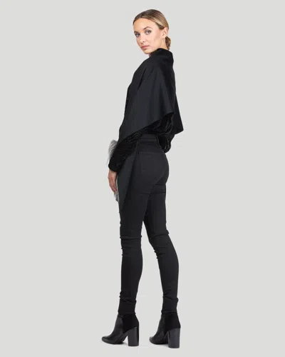 Gorski Wool Stole With Silver Fox Fur Patch Pockets In Black
