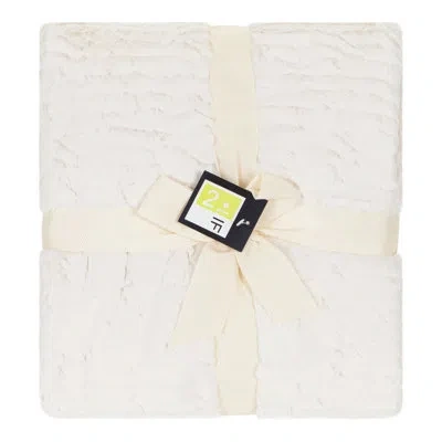 Gouchee Home Izmir Throw In Off-white