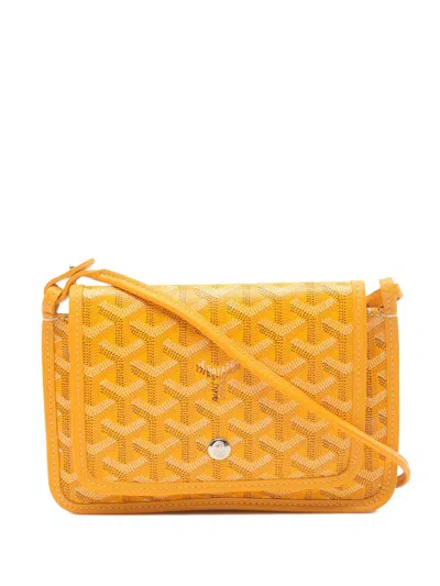 Pre-owned Goyard 2000-2025 Ine Plumet Pocket Wallet Crossbody Bag In Yellow
