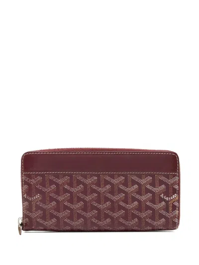 Pre-owned Goyard 2011 Ine Canvas Zip Wallet In Red