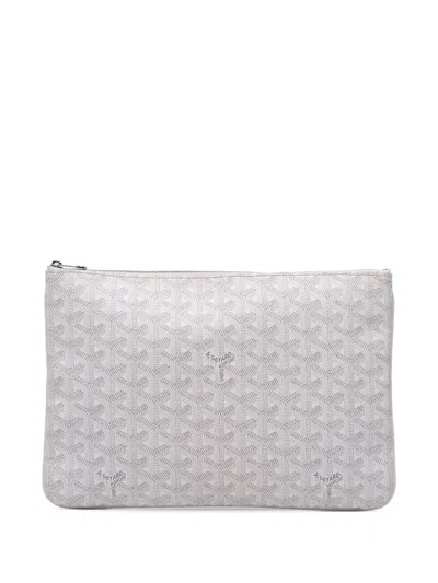 Pre-owned Goyard 2016 Ine Senat Mm Clutch Bag In White