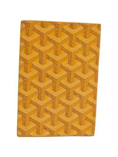Pre-owned Goyard 2017 Ine Grenelle Passport Holder In Yellow