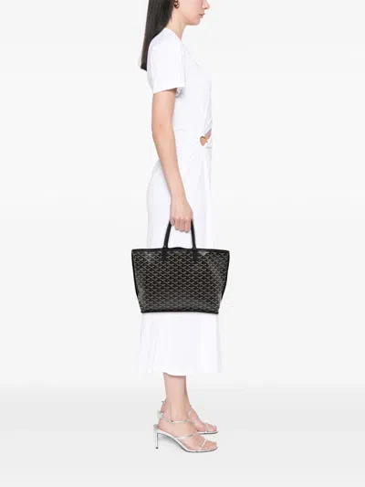 Pre-owned Goyard 2017 Ine Reversible Anjou Pm Tote Bag In Black