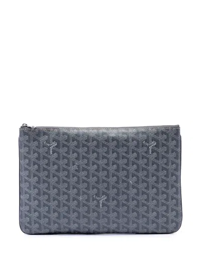 Pre-owned Goyard 2017 Ine Senat Mm Clutch Bag In Grey