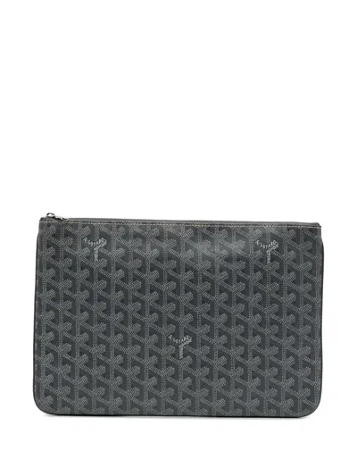 Pre-owned Goyard 2018 Ine Senat Mm Clutch Bag In Gray