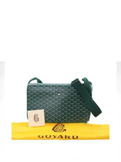 Pre-owned Goyard 2023 Ine Capetien Mm Messenger Crossbody Bag In Green