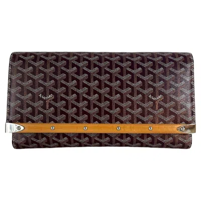 Pre-owned Goyard Burgundy Ine Monte Carlo Bois Clutch Bag In Red
