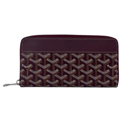 Pre-owned Goyard Ine Burgundy Matignon Gm Wallet In Red