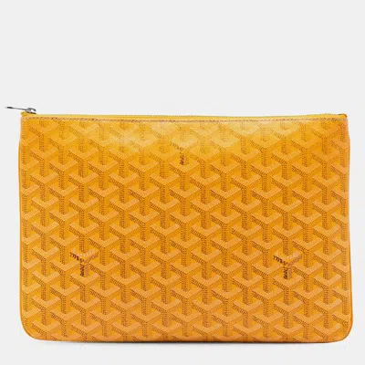 Pre-owned Goyard Ine Senat Mm Clutche In Yellow