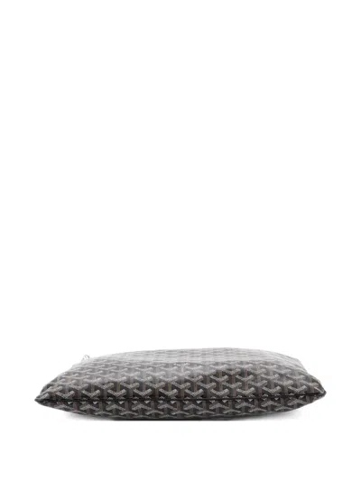 Pre-owned Goyard Senat Zip Coated Canvas Gm Pouch In Black