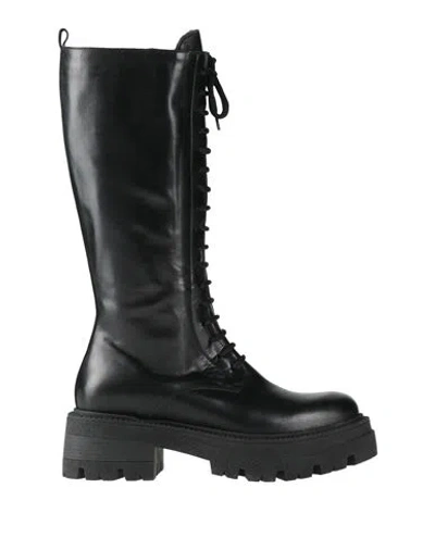 G.p. Per Noy Bologna G. P. Per Noy Bologna Woman Boot Black Size 6 Leather