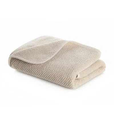 Graccioza Bee Cotton Midweight Waffle Bath Towel In Neutral