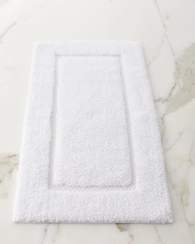 Graccioza Egoist Bath Rug, 20" X 31" In White