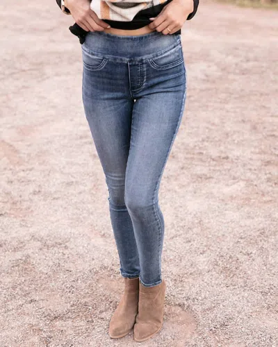 Grace & Lace Ultimate Everyday Jegging In Midwash In Blue