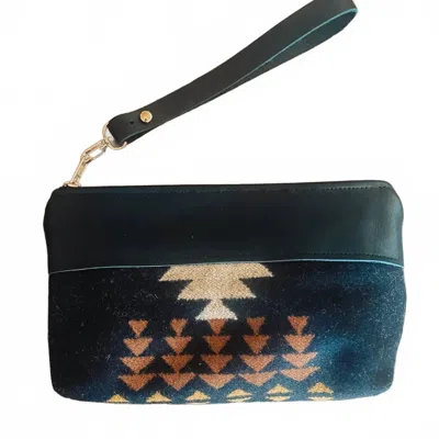 Grace Designs Women's Pendleton Journey Pouch In Helios In Multi